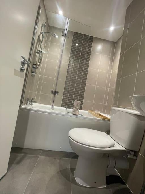 City Centre Penthouse Canal Views แมนเชสเตอร์ ภายนอก รูปภาพ